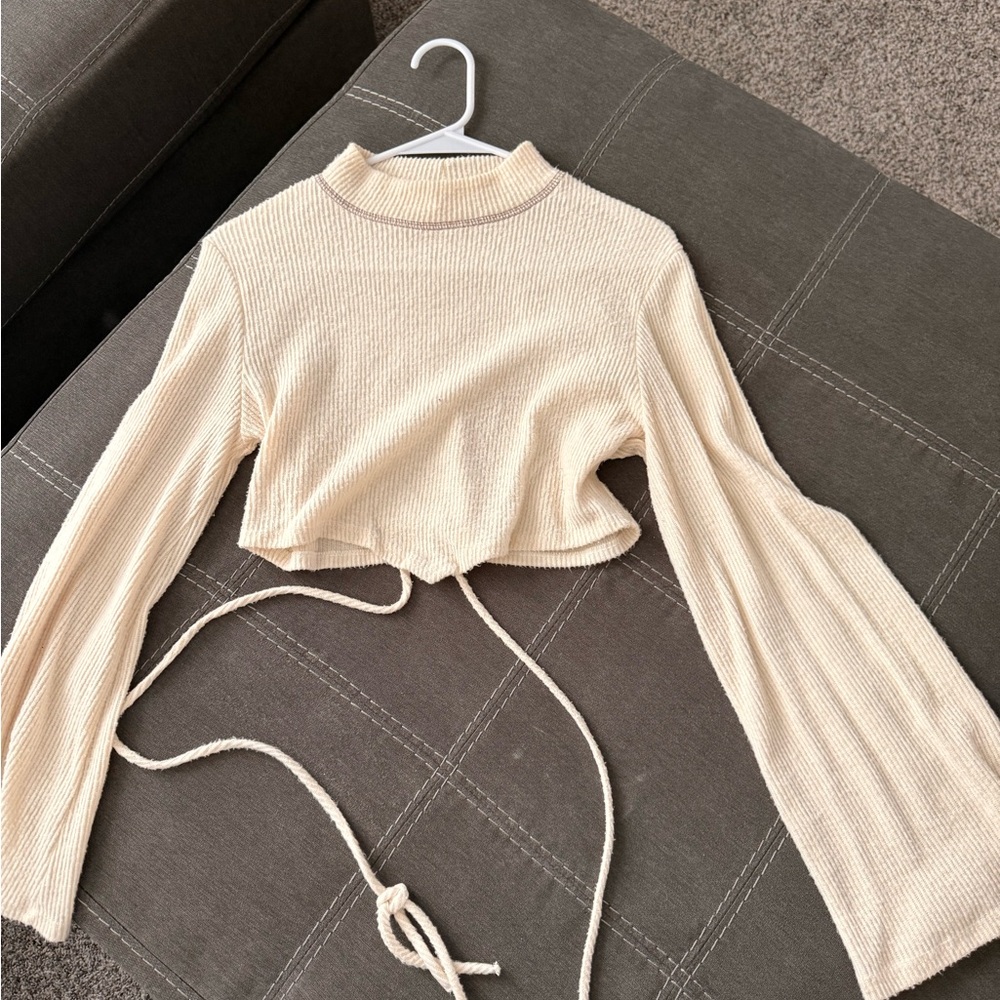 Kittenish Cream Cropped Cowl Neck Tie-Front Sweater💟